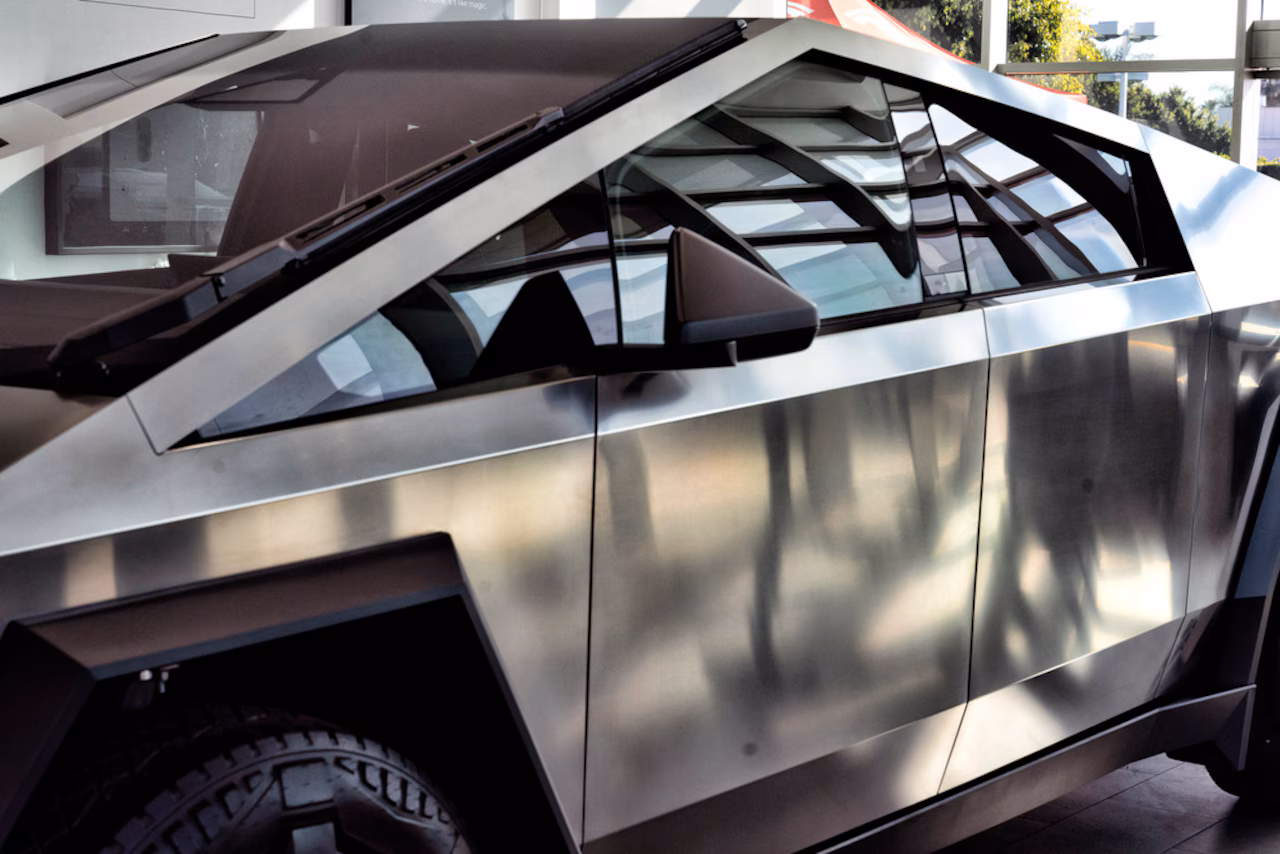 Tragic Tesla Cybertruck Crash Claims Lives of Three Recent Graduates in California