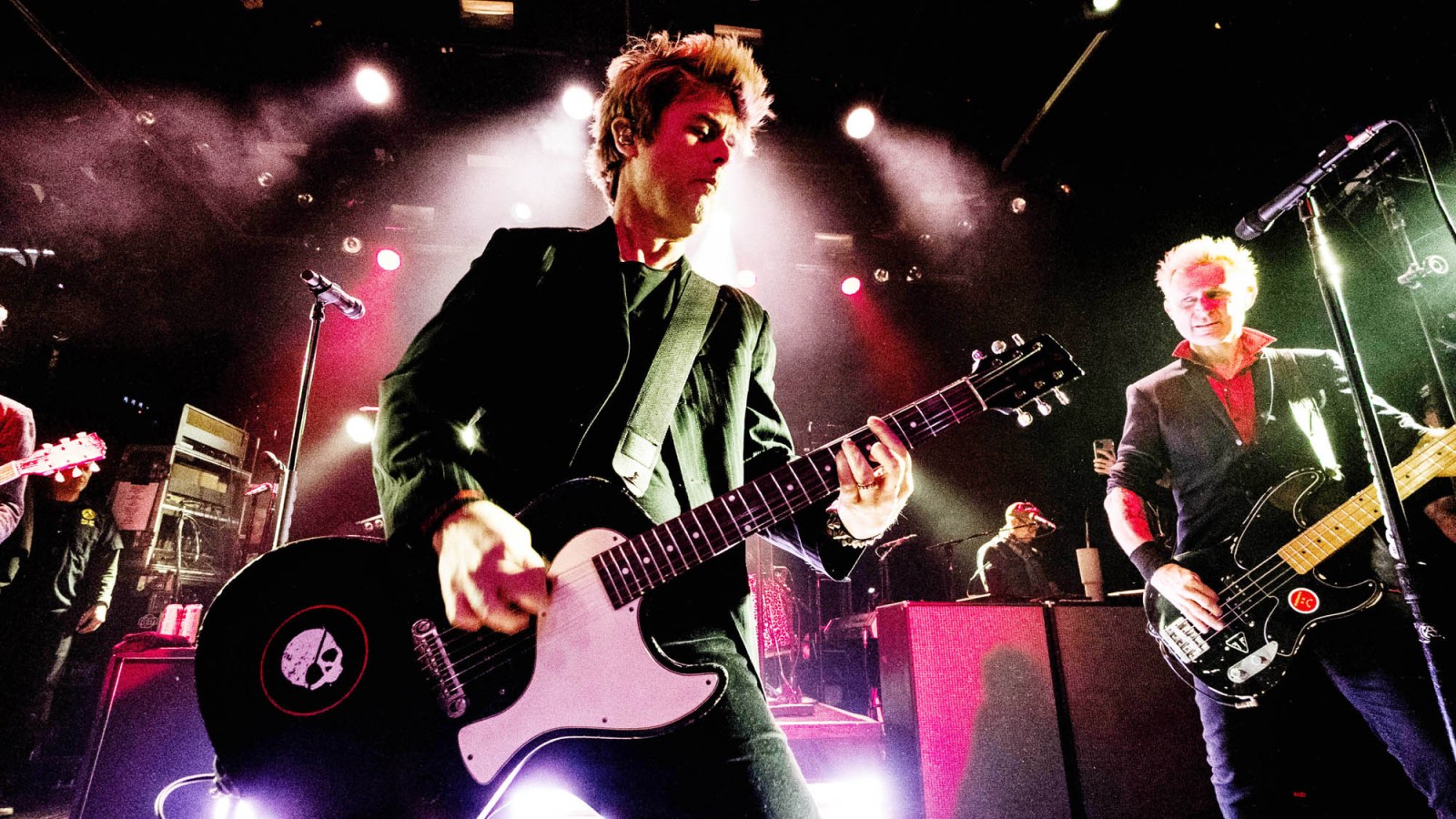 Featured image for "Green Day Ignites 'Saviors' Era with Intimate NYC Club Show"