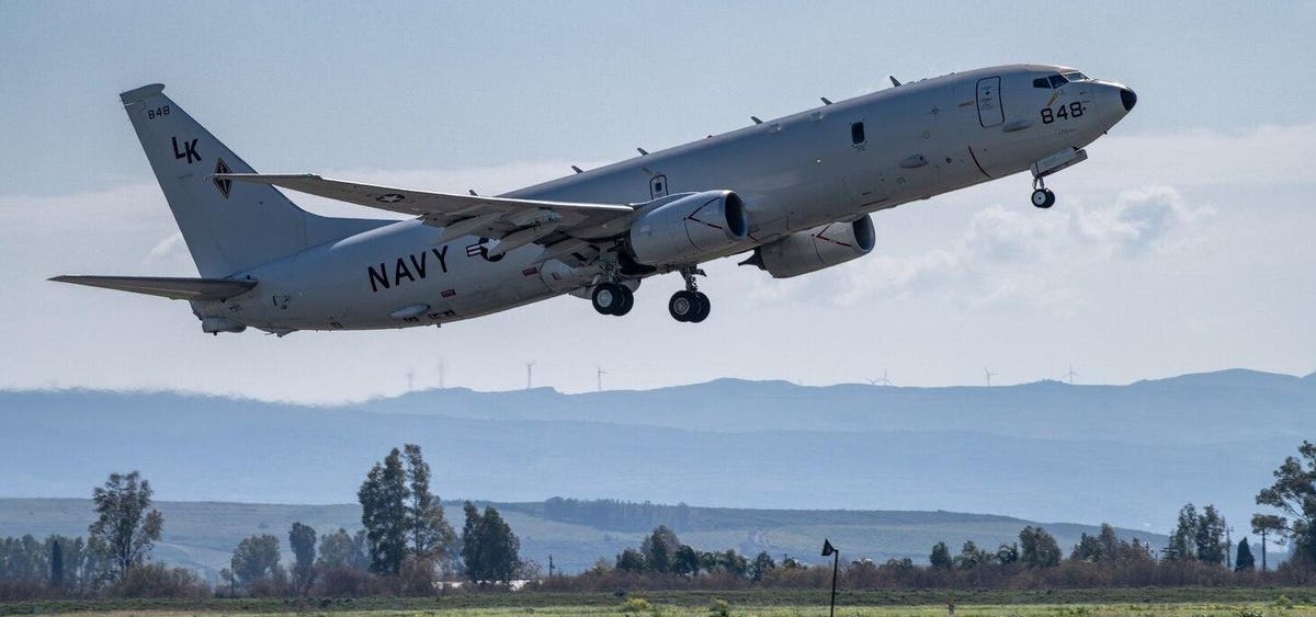 "NATO Surveillance: Civilian Ships Defy Russia's Ukraine Blockade"
