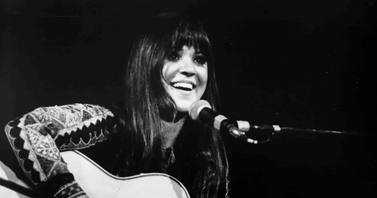 Featured image for "Woodstock Singer Melanie, Known for 'Brand New Key,' Passes Away at 76"
