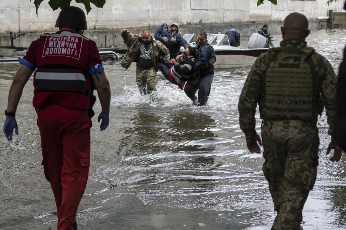 Ukraine and Russia Clash Over Village Control