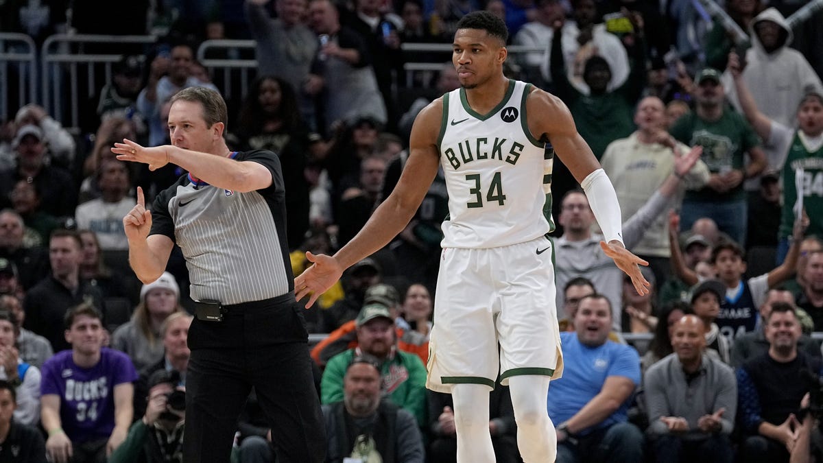 "Giannis Antetokounmpo's Ejection Overshadows Wild Ending in Pistons vs. Bucks Game"