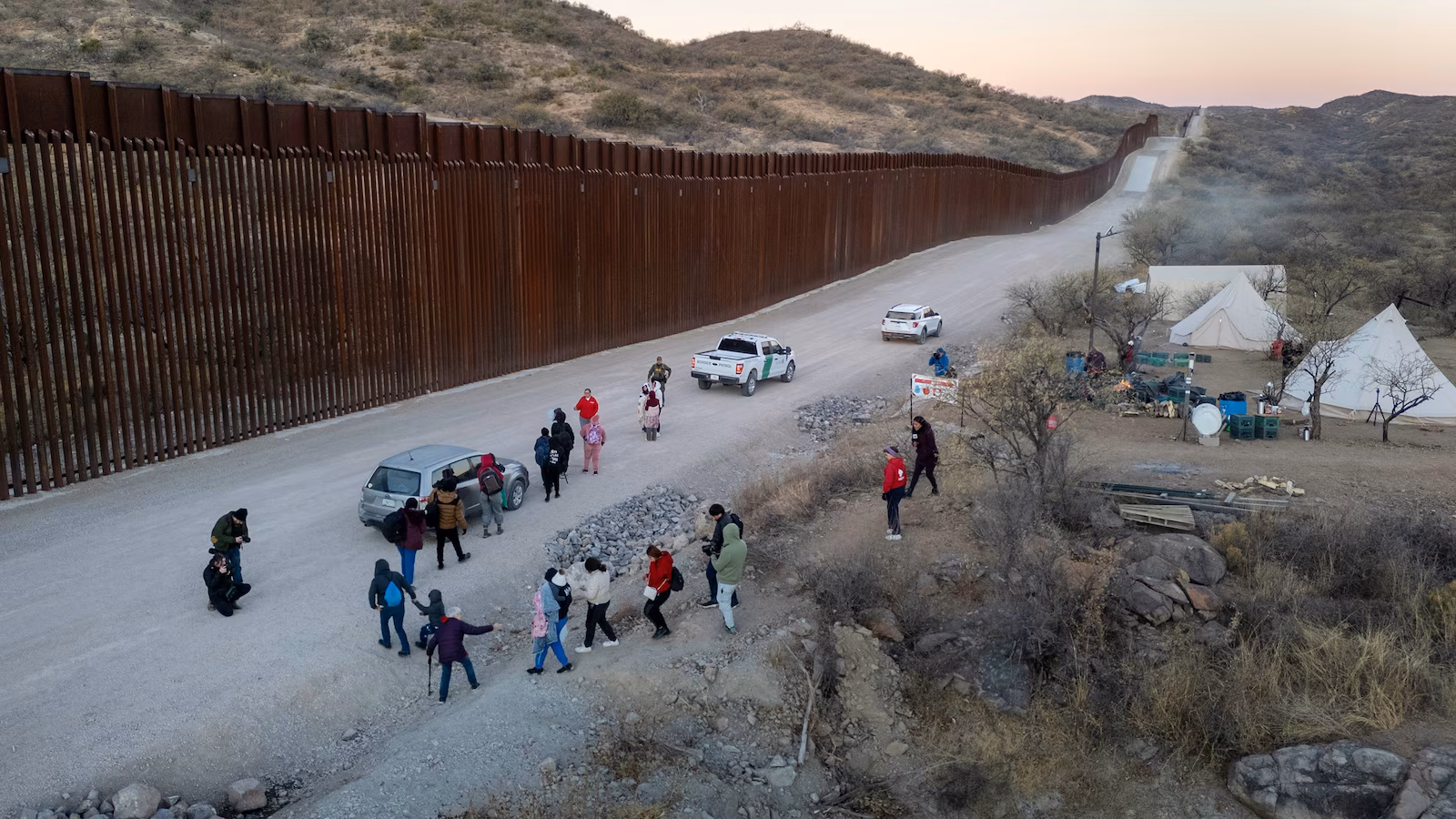 Judge Blocks Trump’s Asylum Ban at US-Mexico Border