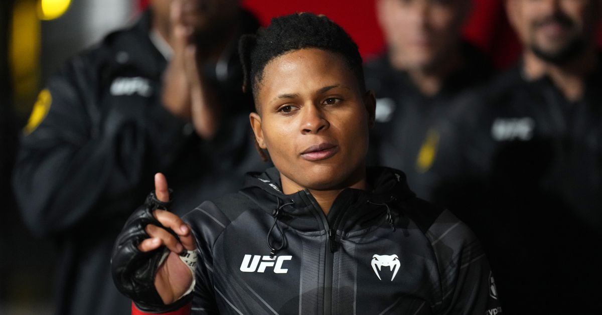 Featured image for Last-minute medical issue pulls Tamires Vidal vs. Hailey Cowan from UFC San Antonio.