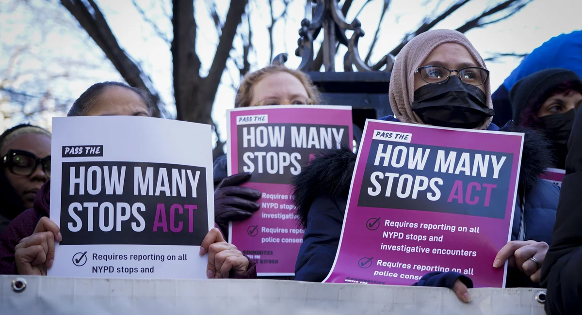 Featured image for "NYPD Deputy Commissioner Backs Council's Police Transparency Bill Amid Mayor's Veto Showdown"