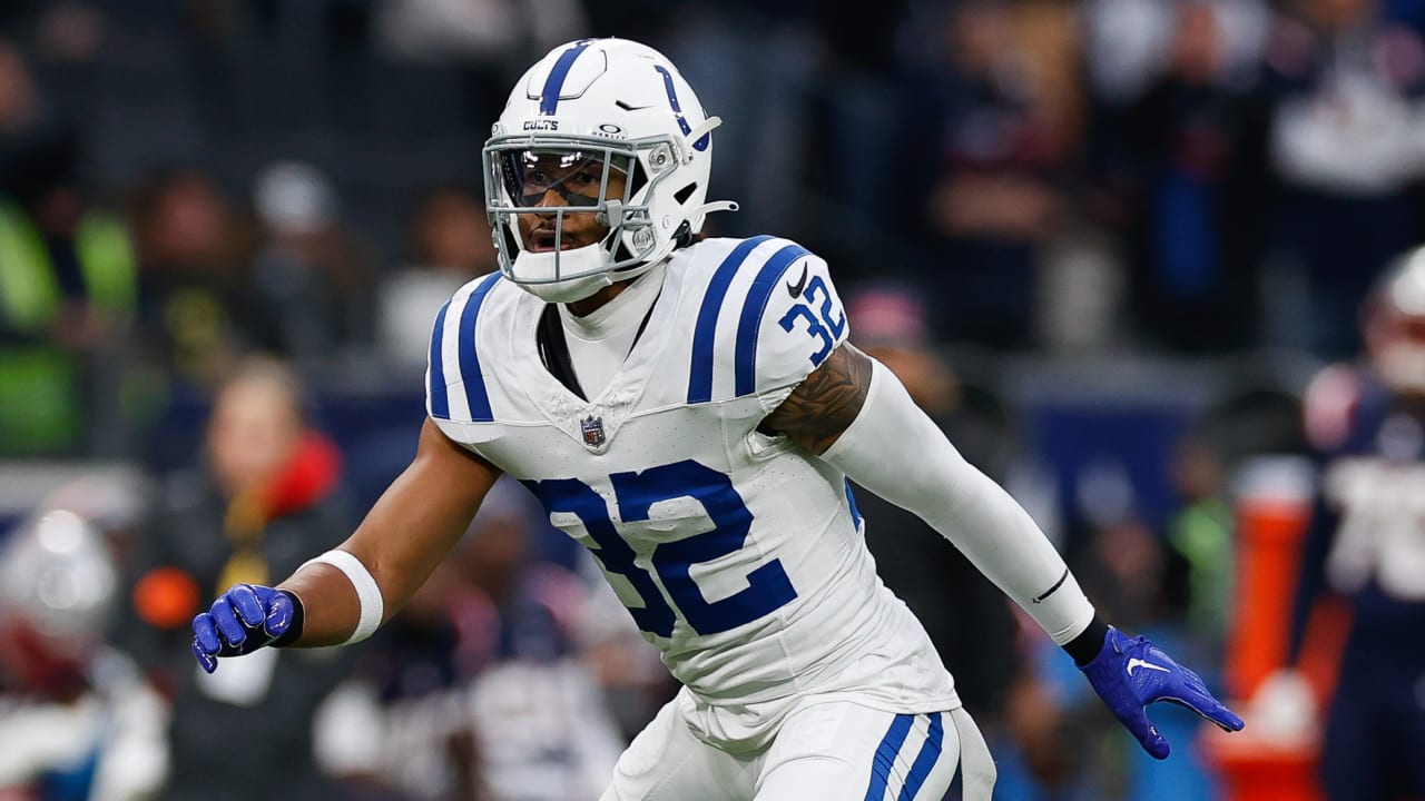 "Colts Bring Back Safety Julian Blackmon on One-Year Deal"