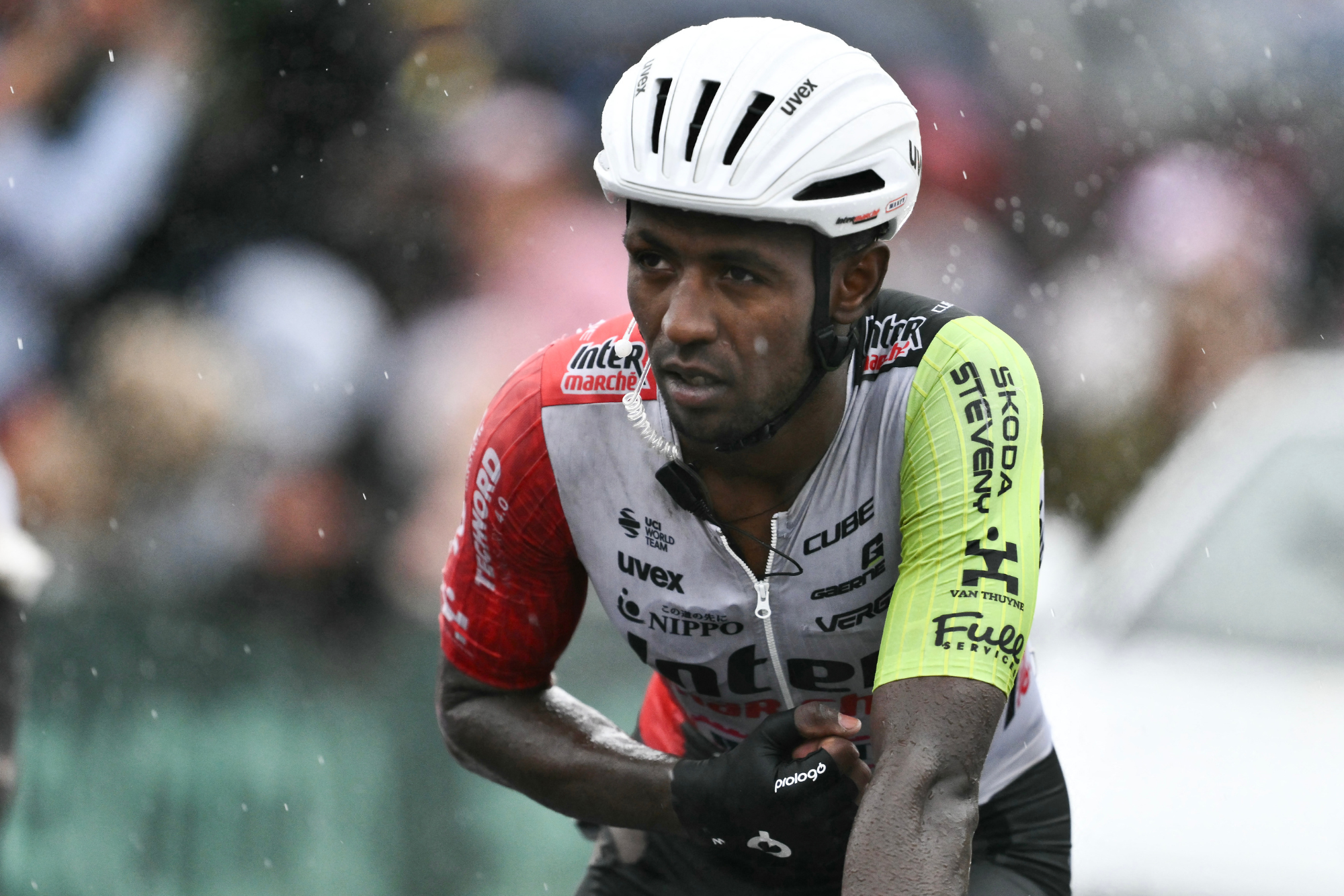 Featured image for Milan Dominates Wet Sprint Finish at Tour de France Stage 17