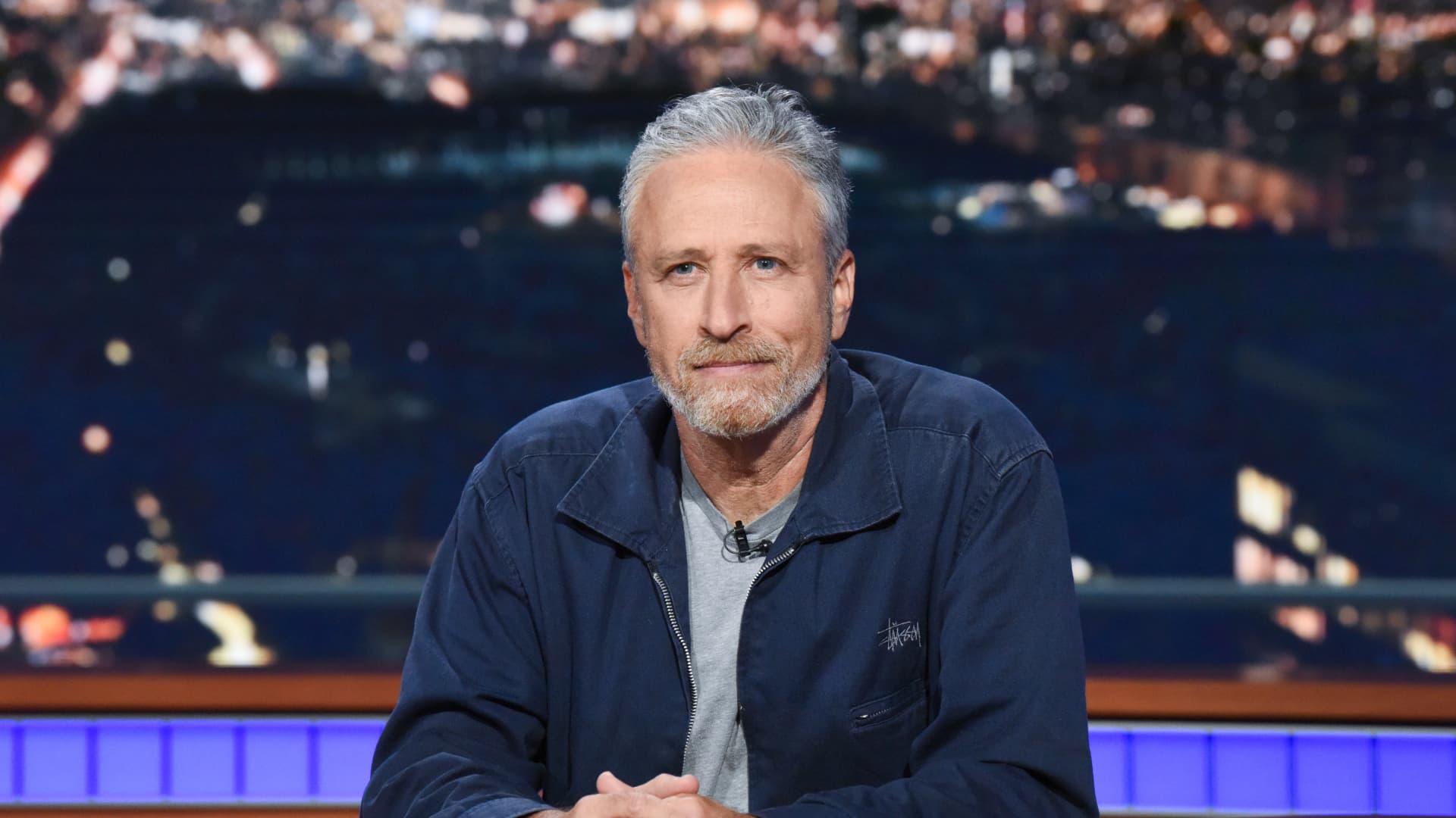 "Jon Stewart Claims Apple Interference in Lina Khan Interview"