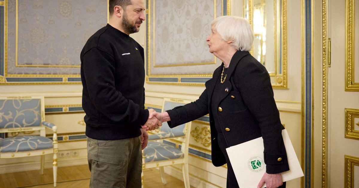Ukraine's Aid Crisis: Time Running Out as Congress Stalls