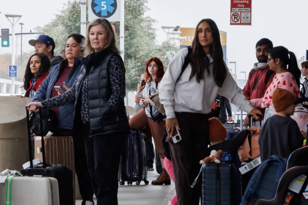 Thanksgiving 2024: Navigating Record Travel and Weather Challenges