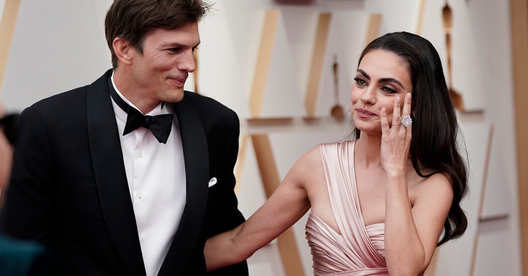 Featured image for Ashton Kutcher and Mila Kunis Apologize for Supporting Danny Masterson in Rape Case