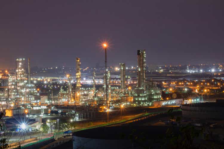 Featured image for "Upcoming Refineries Pose Potential Threat to Refiner Stocks and Gas Prices"
