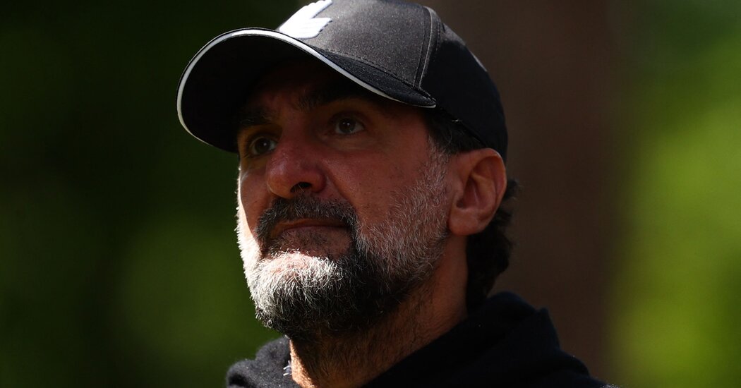 Featured image for Senate Investigates PGA Tour's Deal with Saudi-Funded LIV Golf