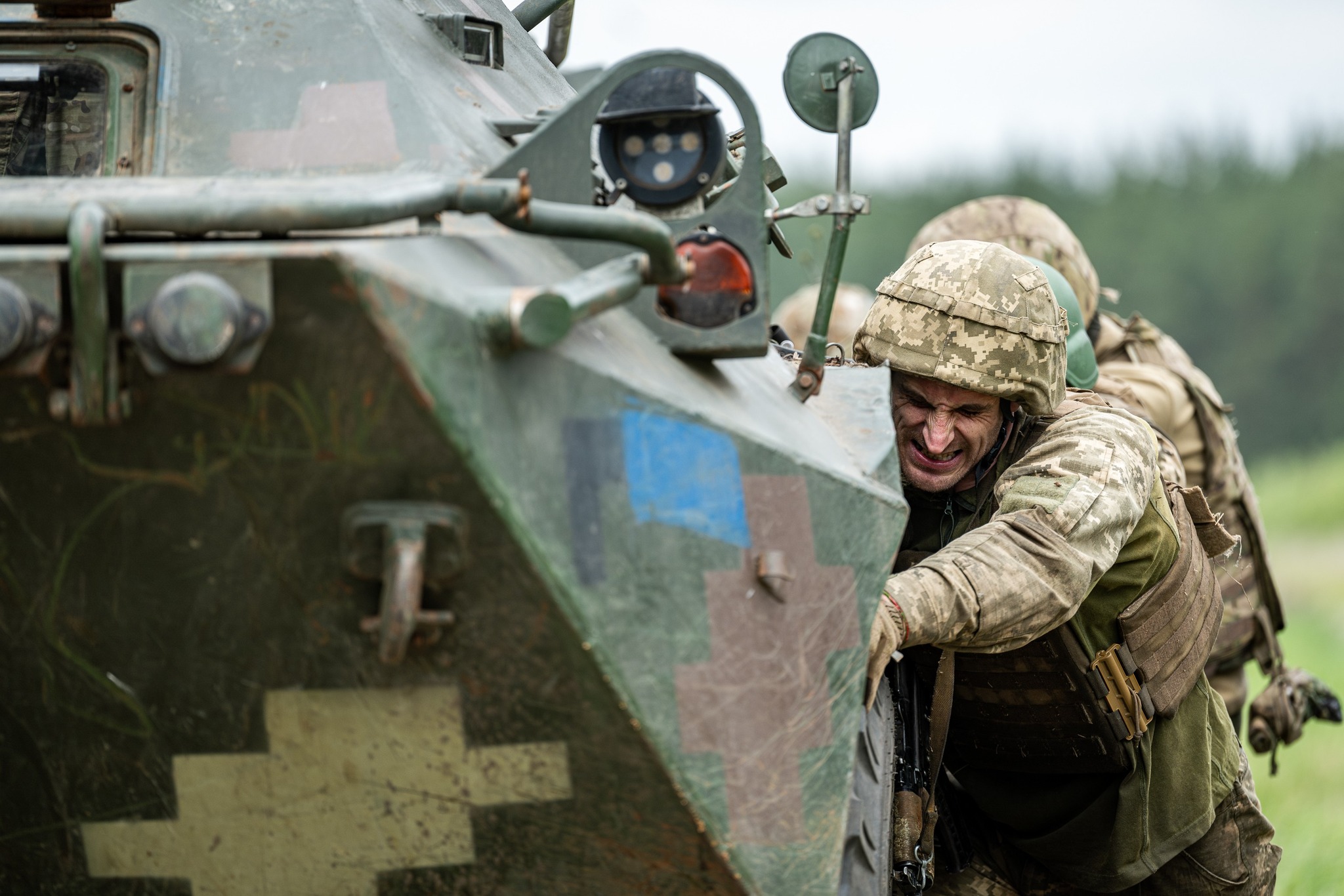 Featured image for Ukraine Urges Immediate Tank Support as Russia Encircles Pokrovsk