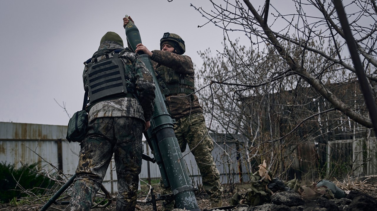 Ukraine prepares counterattack as Russian offensive stalls.