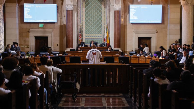 Los Angeles Strengthens Sanctuary Status Amid Political Shifts