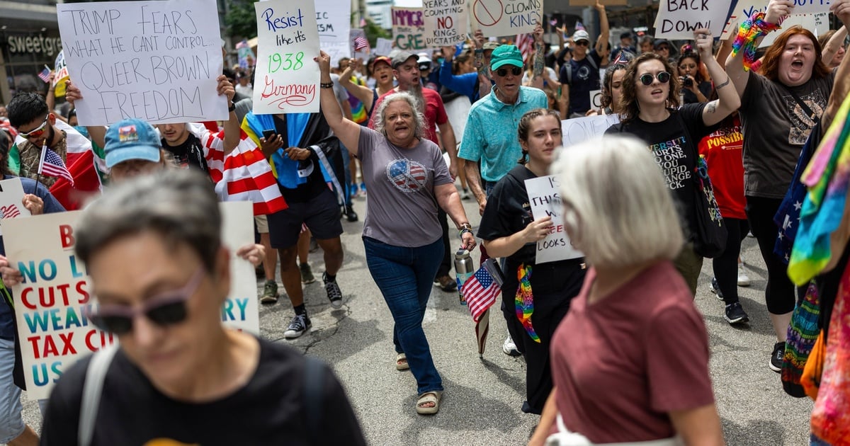 Featured image for Protests Erupt Nationwide Against Trump’s Immigration Policies