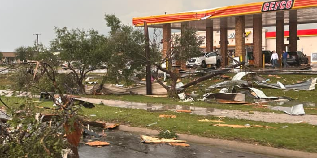 Severe Weather Alerts: Tornadoes, Hail, and Flood Risks for Dallas-Fort Worth