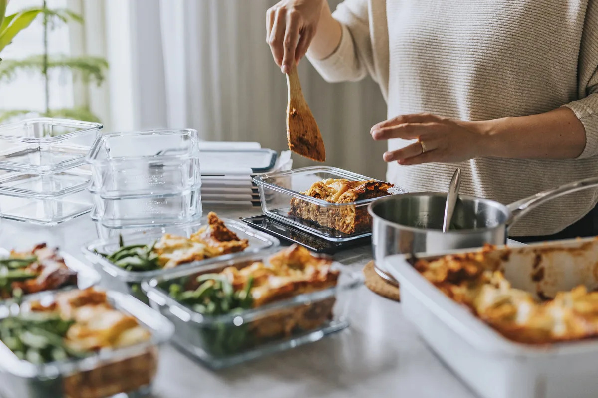 Featured image for "5 Health Mistakes to Avoid in the New Year, According to a Dietitian"