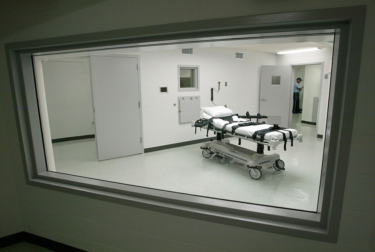 Alabama Court Approves Controversial Gas Mask Execution Method