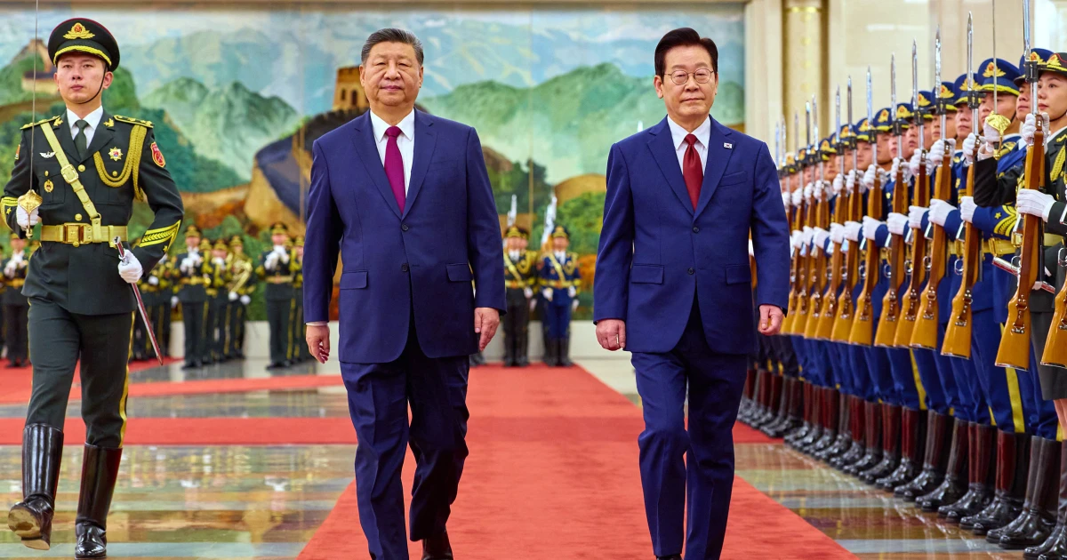 Featured image for South Korea's Lee Emphasizes Strengthening China Ties and Cultural Exchanges