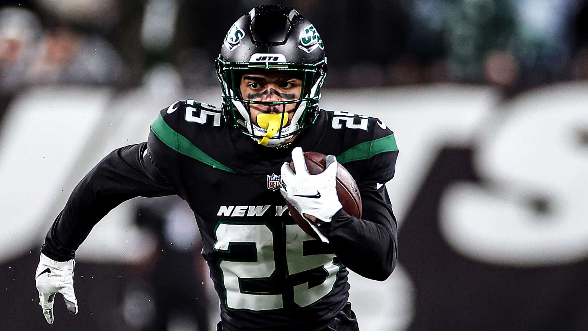 Ty Johnson Claims Jets Betrayed Him by Cutting Him After Surgery.