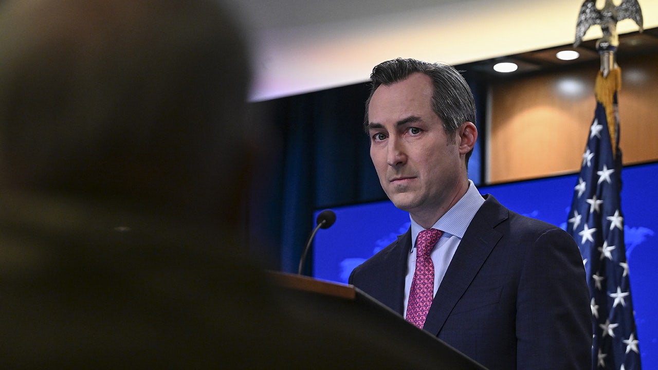 Featured image for "International Response to UNRWA Funding Freeze Amid Israel-Hamas Conflict"