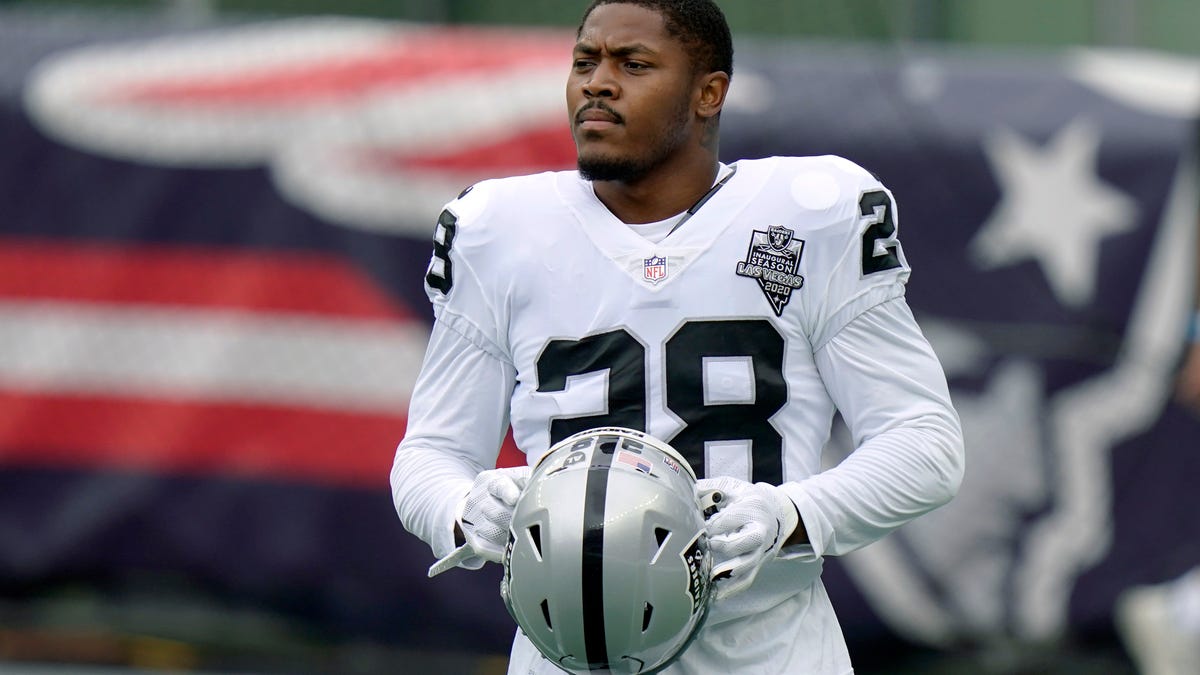 Featured image for "Packers' Running Backs Share Mutual Respect and Look Ahead to Future Challenges"