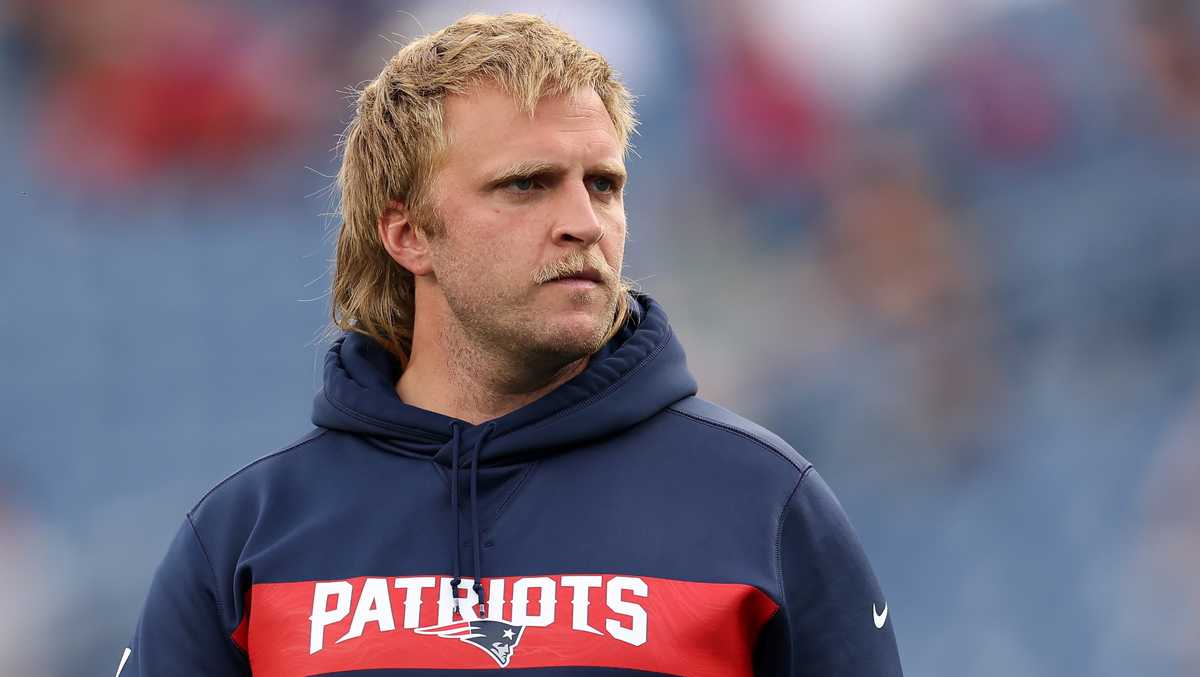 "Belichick Joins UW Huskies as Defensive Coordinator, Leaving Patriots for College Football"