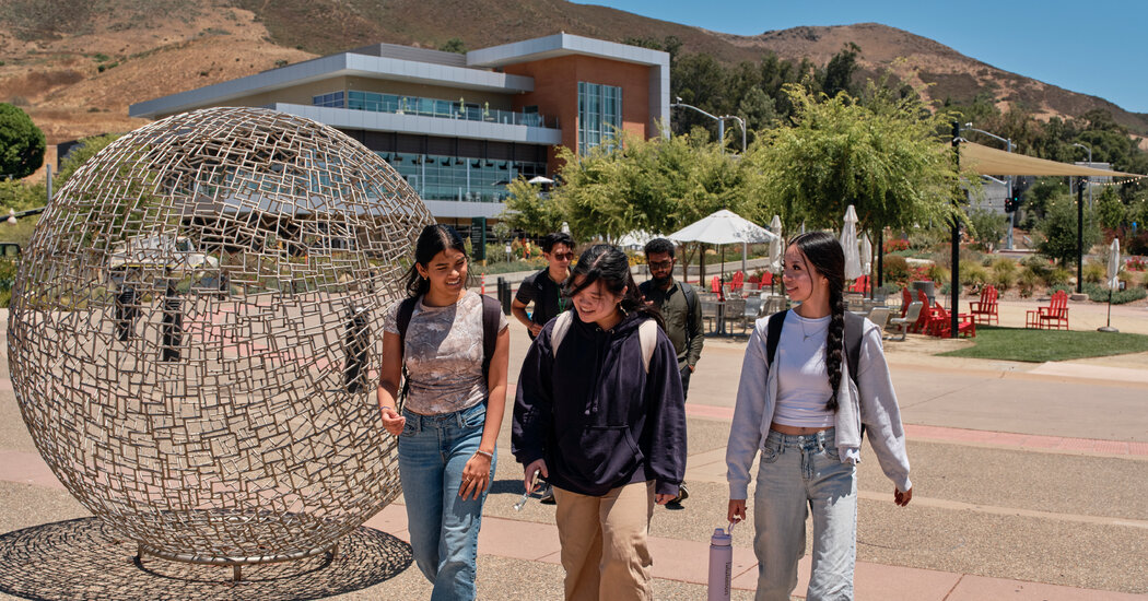 Featured image for Cal State Partners with Tech Firms to Innovate AI-Driven Education