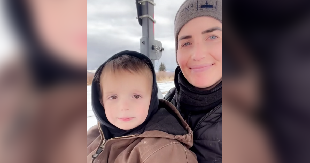 Featured image for Rodeo Star Spencer Wright's 3-Year-Old Son Dies After Toy Tractor Accident