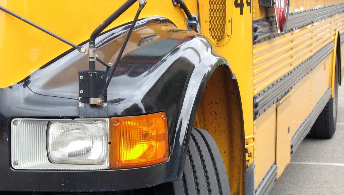 Featured image for "Jefferson Parish Boil Water Advisory Updates and Impact on Schools"