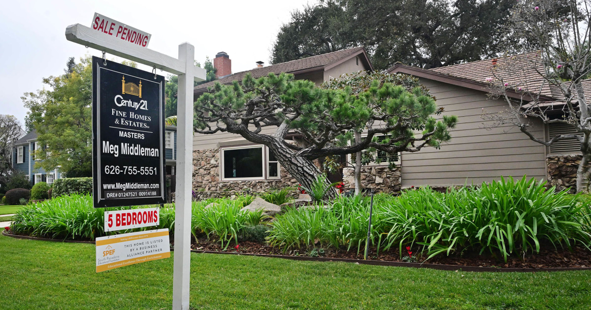 "Fannie Mae Analysts Predict Mortgage Rates to Drop Below 6% in Coming Year"