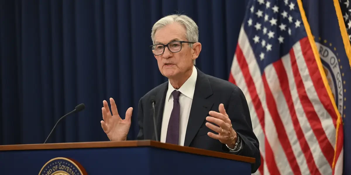 Fed Seen Holding Rates Amid Oil Surge and Iran War Turbulence