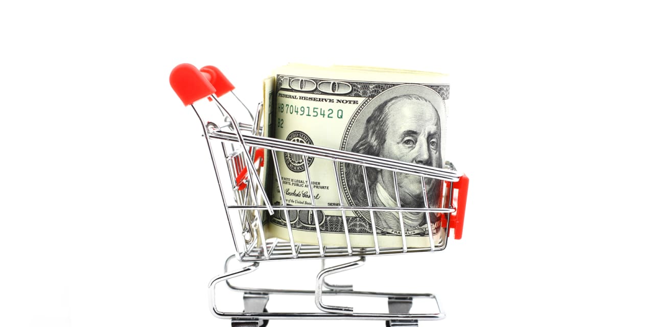 Bank Stocks: Earnings, Cheap Prices, and Market Challenges