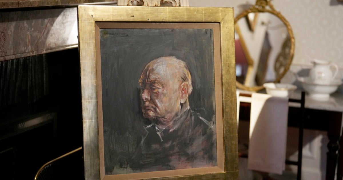 Featured image for Rejected Portrait of Winston Churchill Goes Up for Auction