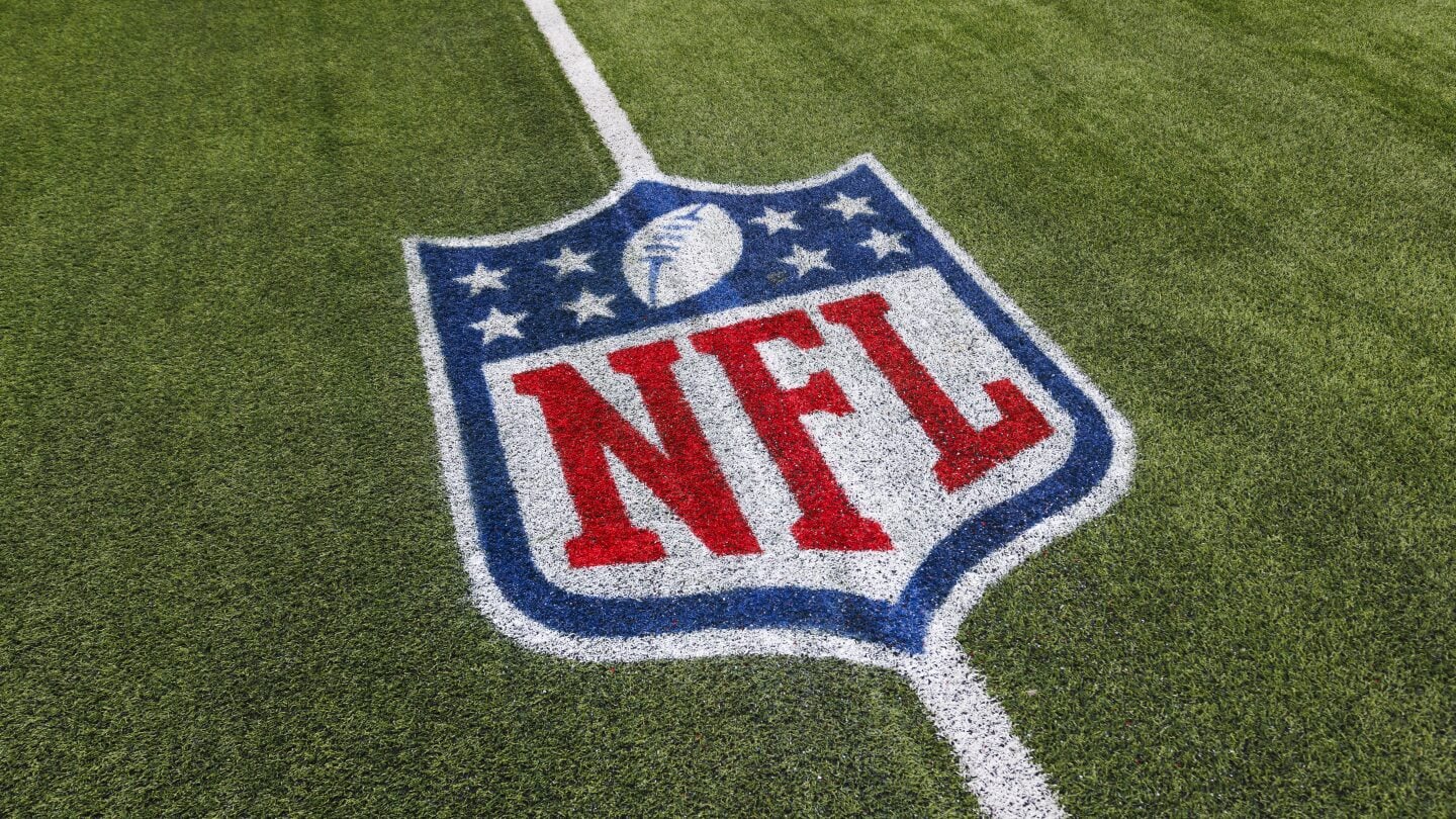 Featured image for NFL's $21B 'Sunday Ticket' Antitrust Trial Begins