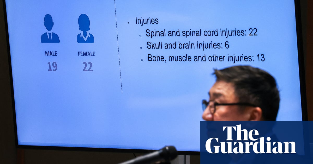 Featured image for "Singapore Airlines Turbulence Causes Spinal Injuries, Hospital Reports"