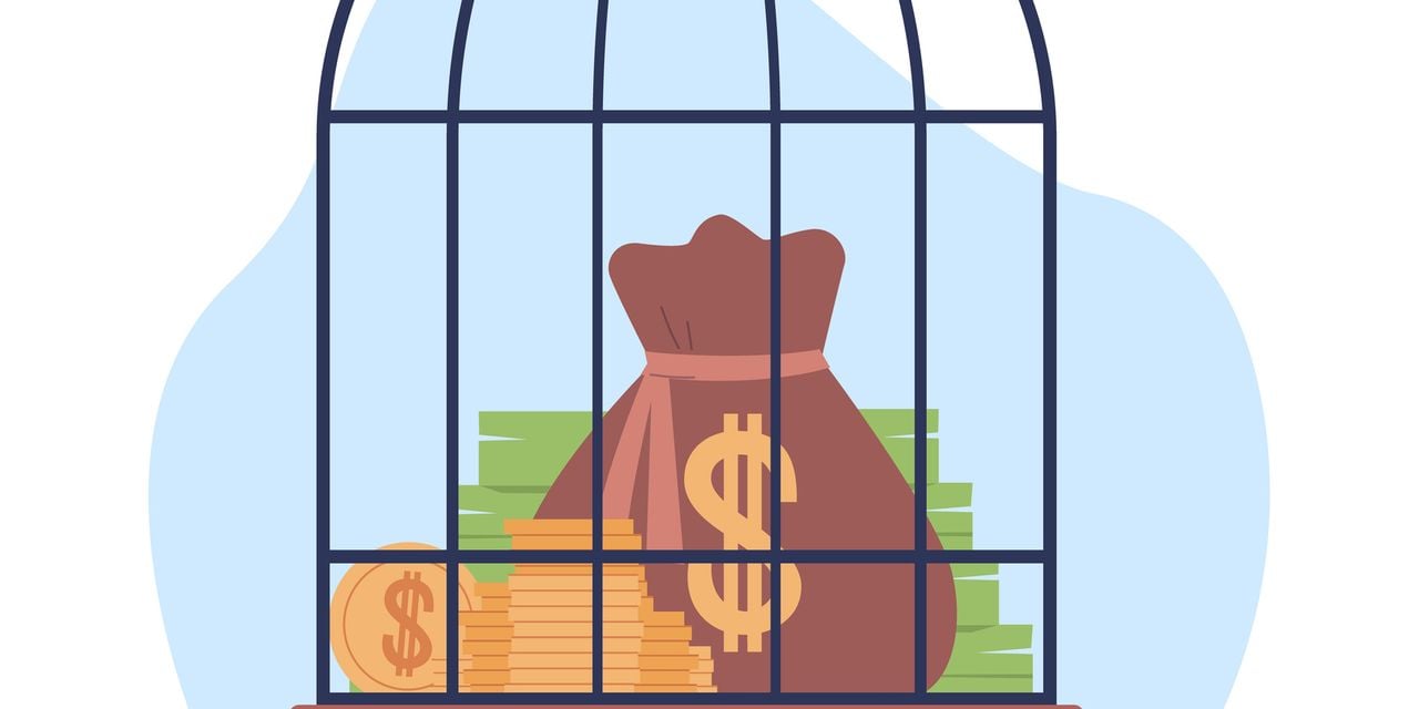 Featured image for "Fund Manager's Cash Hoard Signals Impending Stock Market Crash"