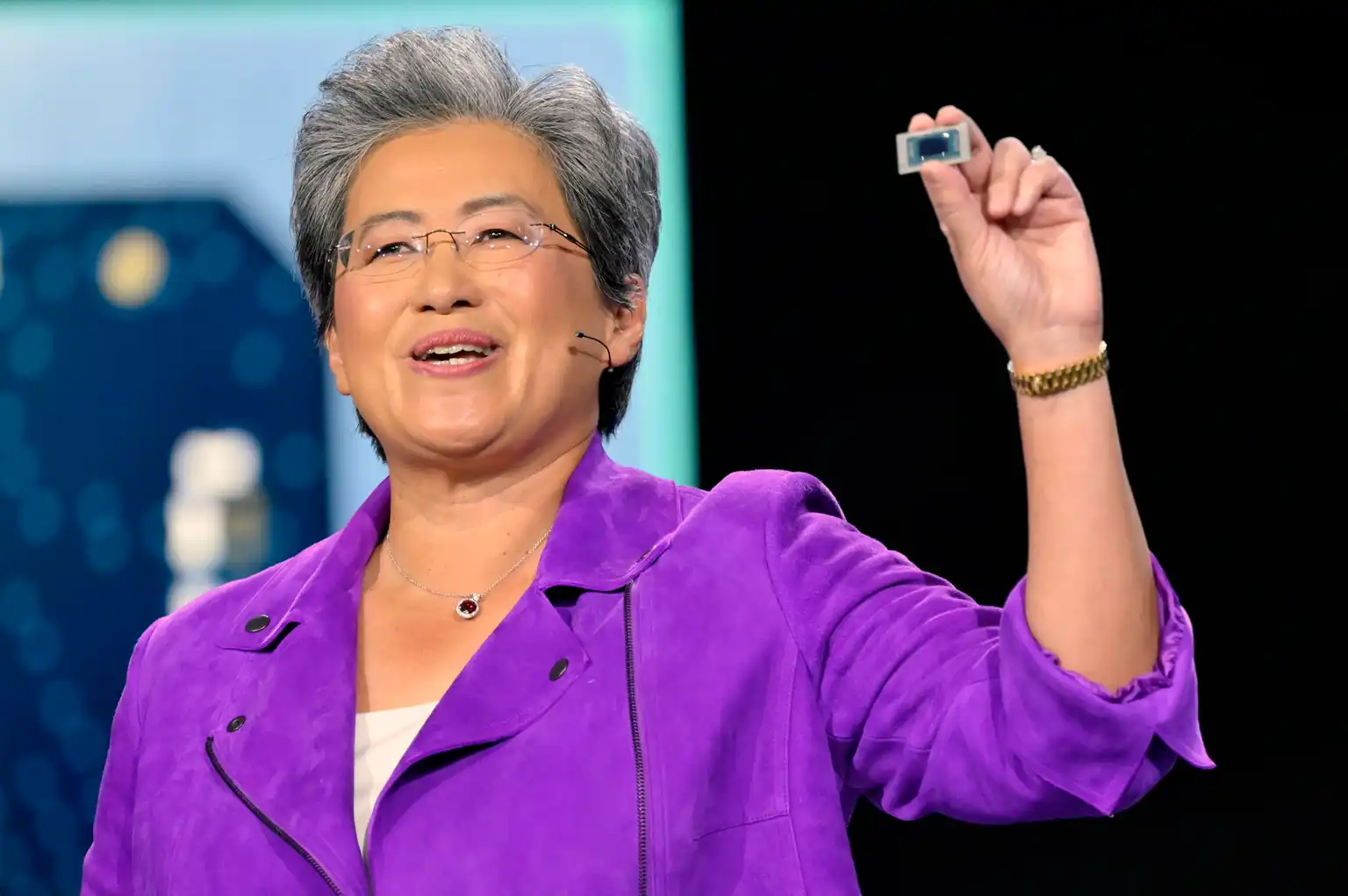 AMD Challenges Nvidia's Dominance in Generative AI Growth