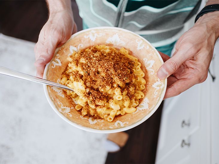 Featured image for The Surprising Link Between Stress Eating and Increased Stress Levels