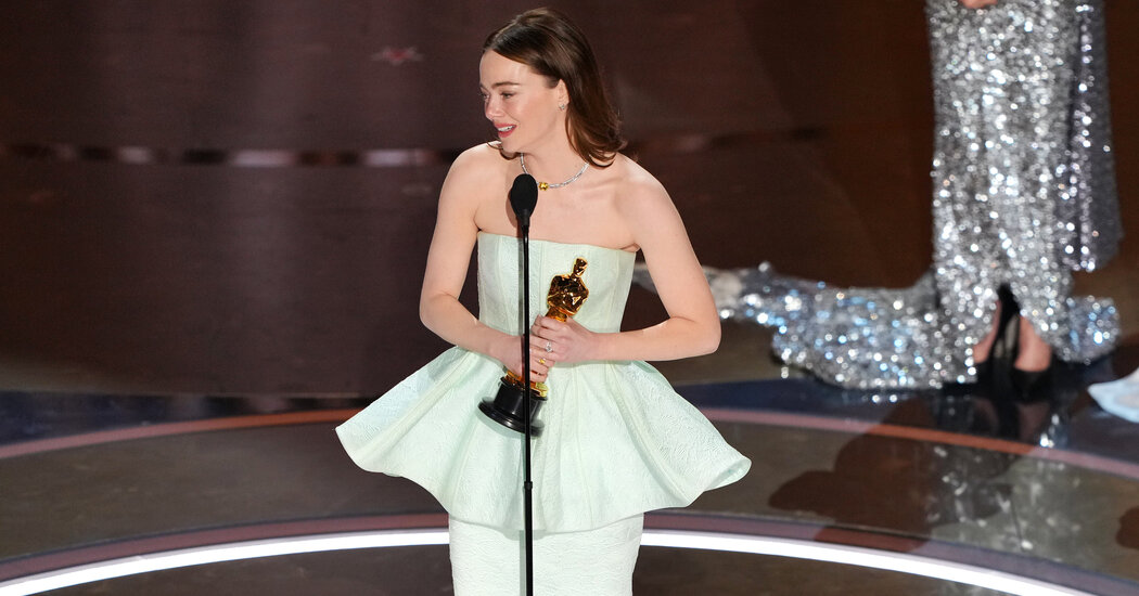 "Oscars 2024: 'Oppenheimer' Dominates with Seven Wins, Including Best Picture"