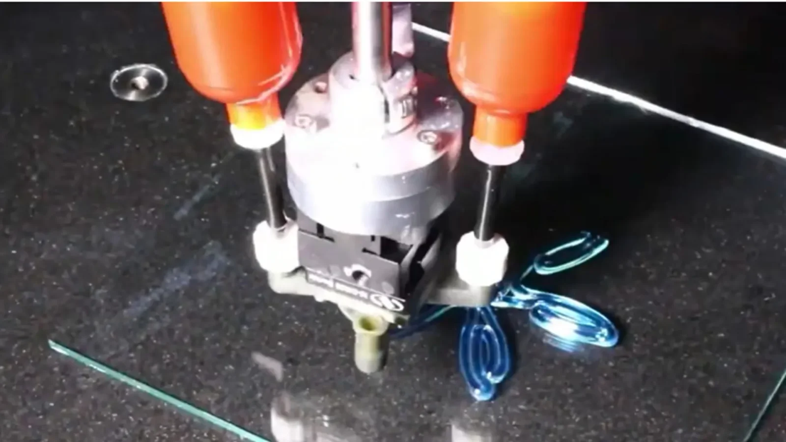 New 3D-printing method lets soft robots bend and grasp on command