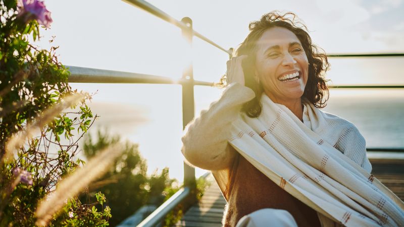 Featured image for Optimal happiness level linked to better health and lower disease risk