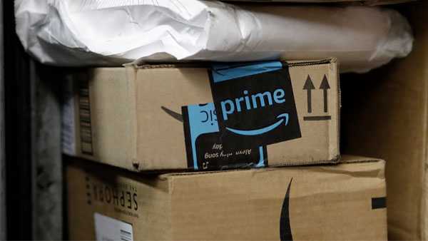 Amazon Workers and Union Join Forces for Local Support