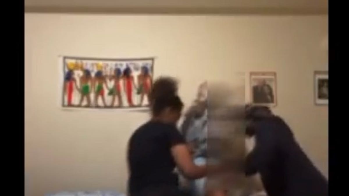 Healthcare Workers Arrested for Livestreaming Abuse of Elderly Patient
