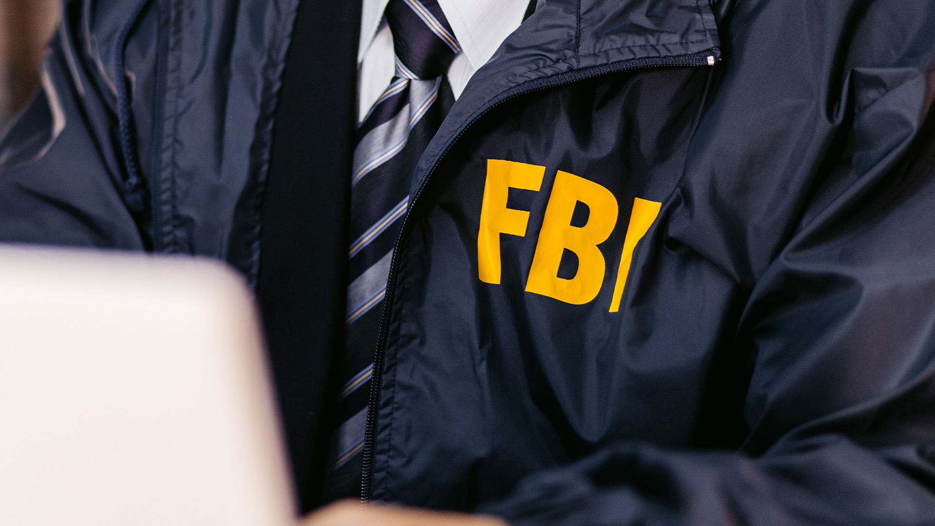 FBI Warns Microsoft, iPhone, and Android Users of Cyber Threats