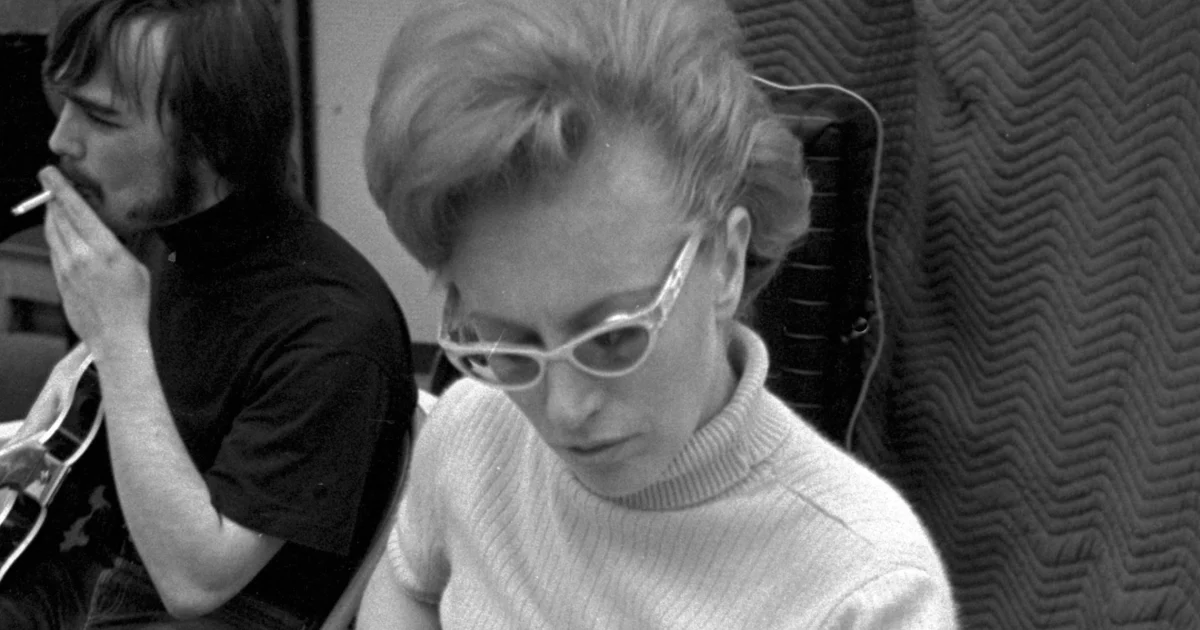 Featured image for Carol Kaye Declines Rock Hall Induction Over 'Wrecking Crew' Label
