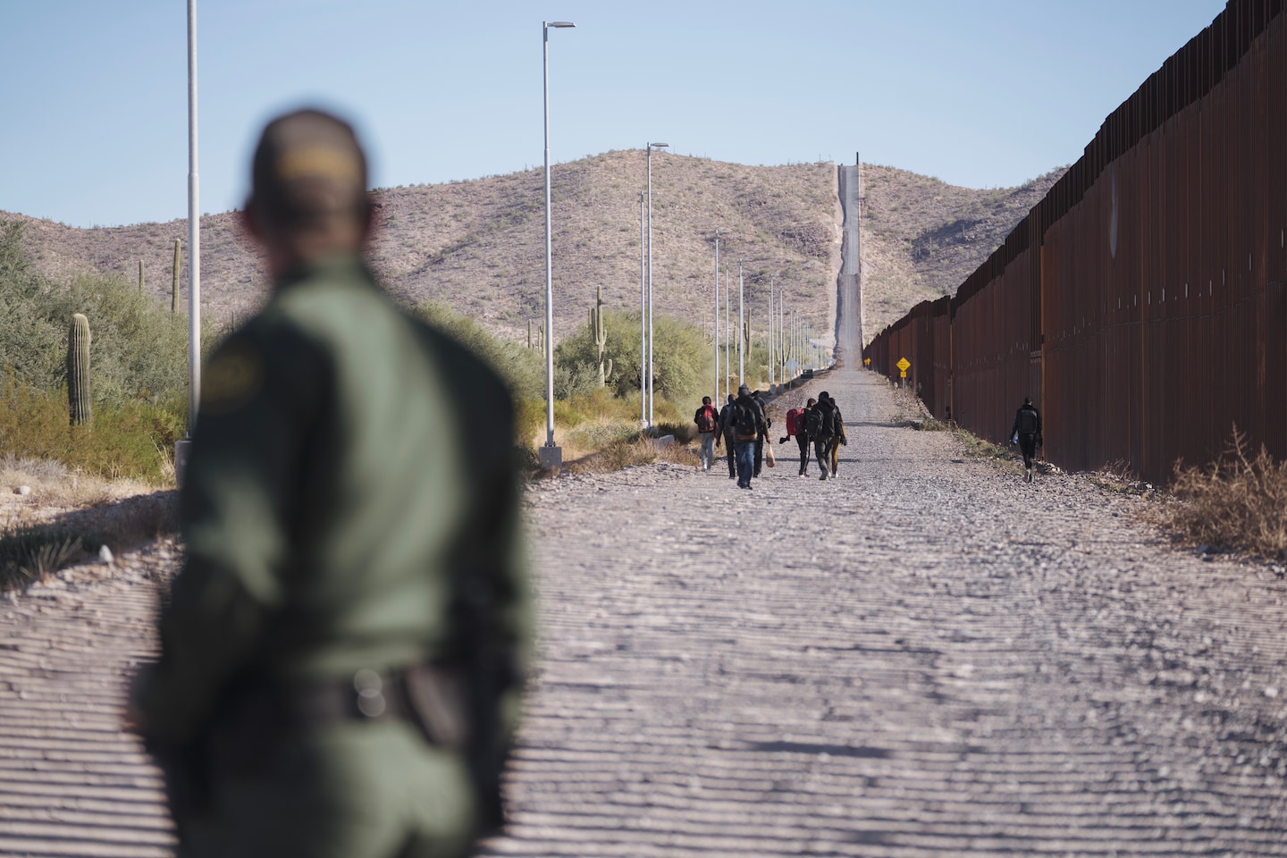 Featured image for ICE Considers Mass Release of Detained Migrants to Address Budget Shortfall