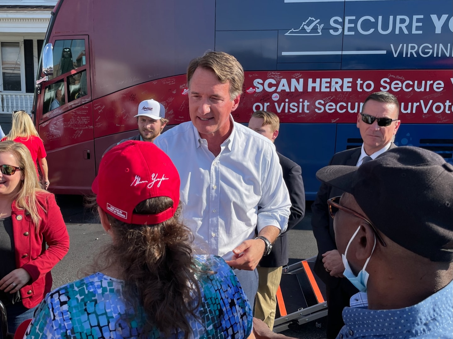 "Virginia Gubernatorial Candidate Youngkin Pushes for 15-Week Abortion Limit, Sparks Debate"